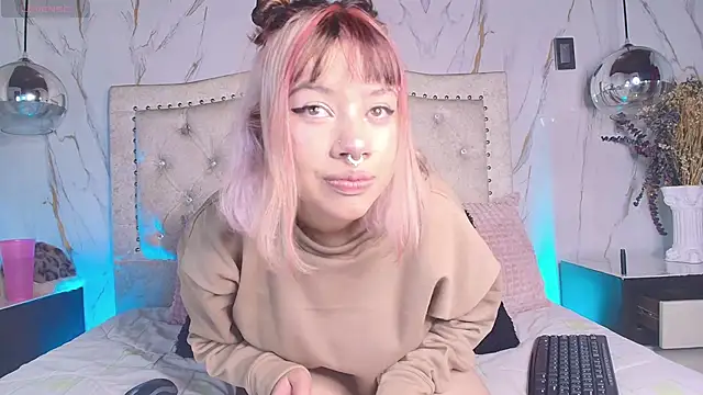 Lickpink1 online show from 04/11/26, 03:55