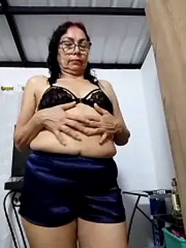 Snapshot of HOT_LATINA20 chatting on 03/27/26, 03:34 HOT LATINA20 online show from 03/27/26, 03:34