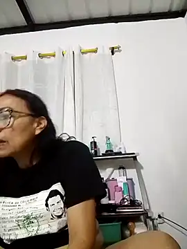 Snapshot of HOT_LATINA20 chatting on 04/09/26, 01:49 HOT LATINA20 online show from 04/09/26, 01:49