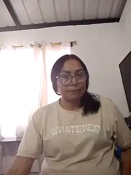 Snapshot of HOT_LATINA20 chatting on 04/12/26, 10:26 HOT LATINA20 online show from 04/12/26, 10:26