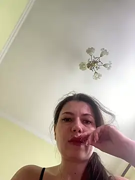 Cutee Erika online show from 07/04/26, 12:00