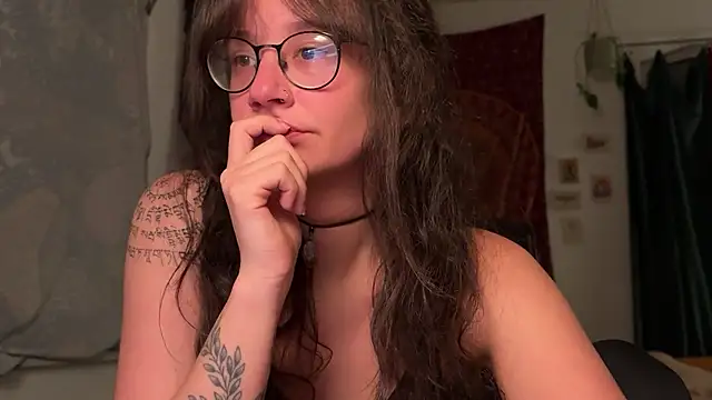 nyxo  online show from 04/03/26, 06:50