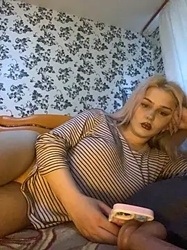 keeeessyyy online show from 06/04/26, 01:11