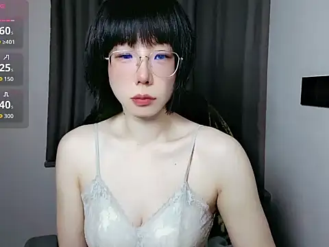 lin lin 520 520 online show from 04/05/26, 02:47