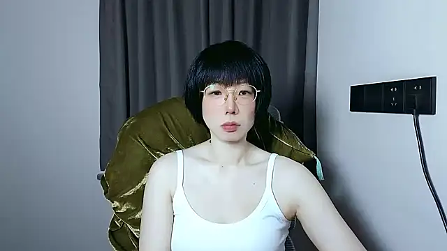 lin lin 520 520 online show from 05/26/26, 03:41