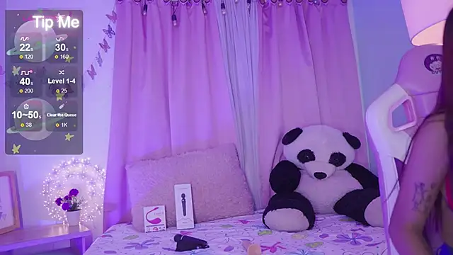 Snapshot of nahomy_2308 chatting on 03/18/26, 01:25 nahomy 2308 online show from 03/18/26, 01:25