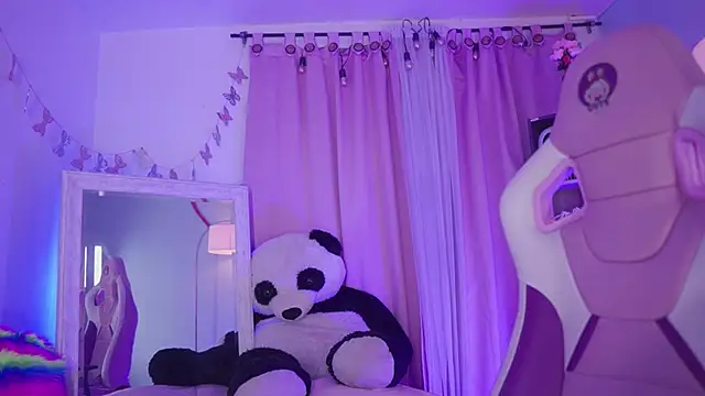 nahomy 2308 online show from 05/25/26, 11:49