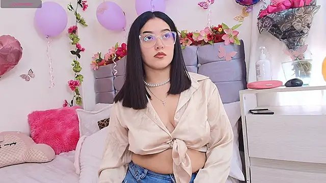 Isabella Roses  online show from 04/04/26, 09:12