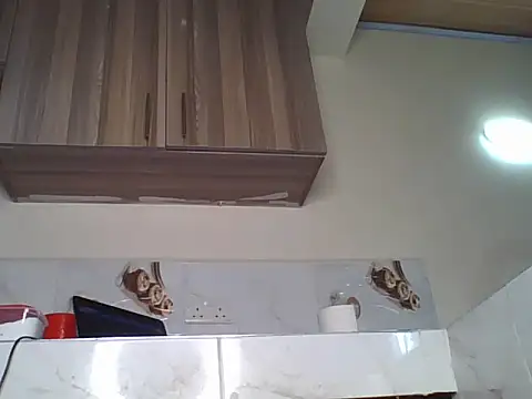 Snapshot of Morely_ chatting on 04/04/26, 05:27 Morely online show from 04/04/26, 05:27