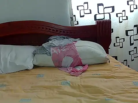  SaraWilliams1  online show from 03/29/26, 09:37