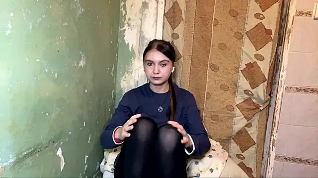 Lollybomb online show from 04/14/26, 08:59