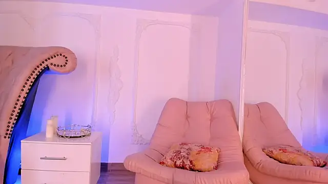 LucianaBlanco  online show from 05/26/26, 08:38