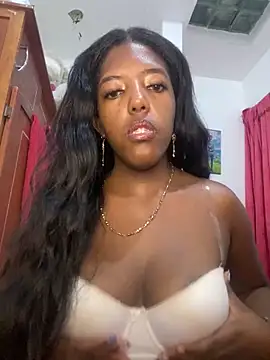 Snapshot of Brenda_hot27 chatting on 03/17/26, 08:01 Brenda hot27 online show from 03/17/26, 08:01