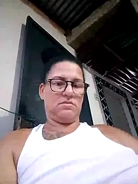 Snapshot of tugordita-hot chatting on 04/16/26, 10:27 tugordita-hot online show from 04/16/26, 10:27