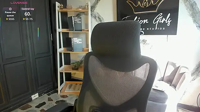 AphroditeSweett online show from 03/16/26, 09:19