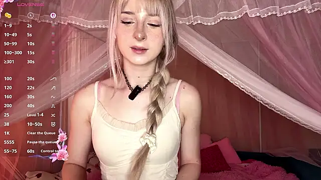 OnlyEva1 online show from 03/30/26, 07:20