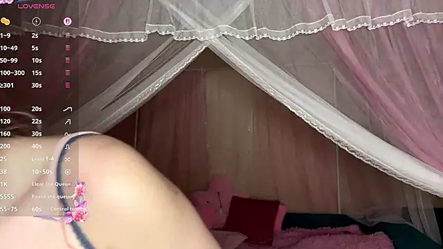 OnlyEva1 online show from 04/05/26, 08:11