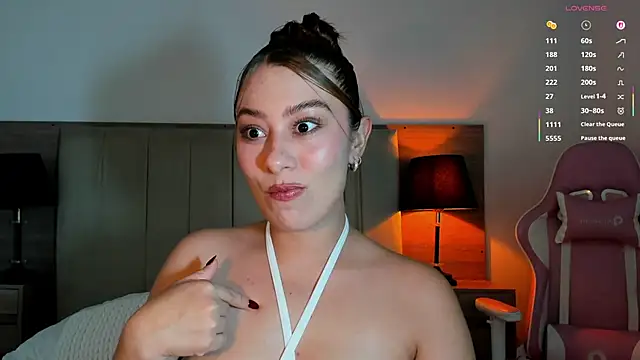 alejarosee online show from 06/15/26, 01:52