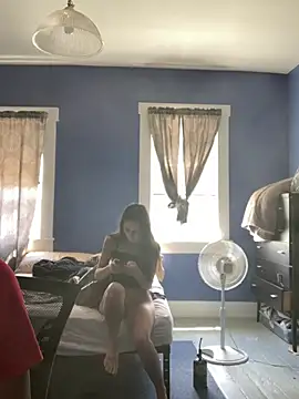 urfavgamergurl online show from 06/20/26, 04:43