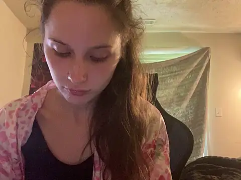 urfavgamergurl online show from 07/21/26, 08:33