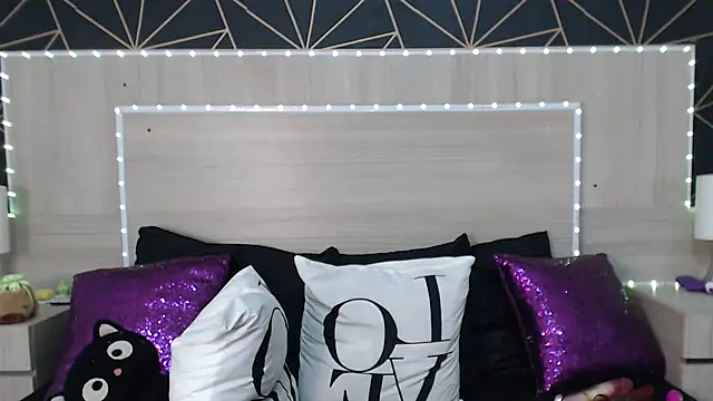 SamanthaMarcus online show from 04/16/26, 10:34