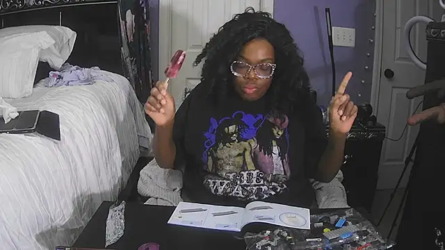 UriUniverse69 online show from 04/15/26, 03:24