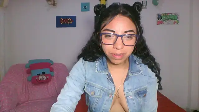 nataliesweet 22 online show from 03/18/26, 11:30