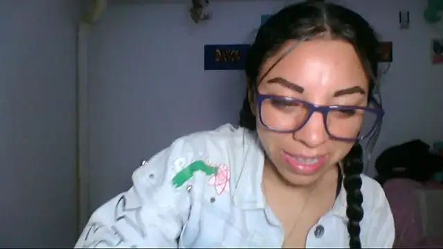 nataliesweet 22 online show from 03/26/26, 01:01