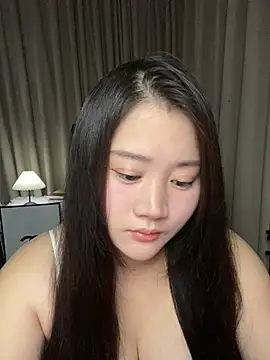 sisibaby20266 online show from 04/13/26, 08:20