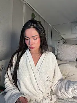 amy  laurie online show from 04/15/26, 11:27