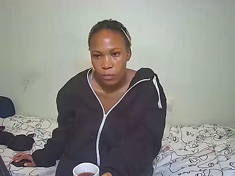 Snapshot of embarbianc chatting on 03/13/26, 01:01 embarbianc online show from 03/13/26, 01:01