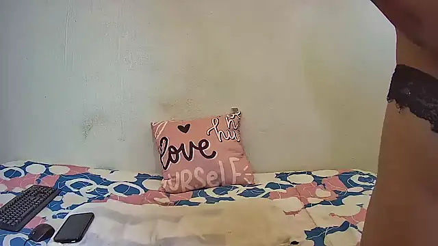 Snapshot of embarbianc chatting on 03/26/26, 05:40 embarbianc online show from 03/26/26, 05:40