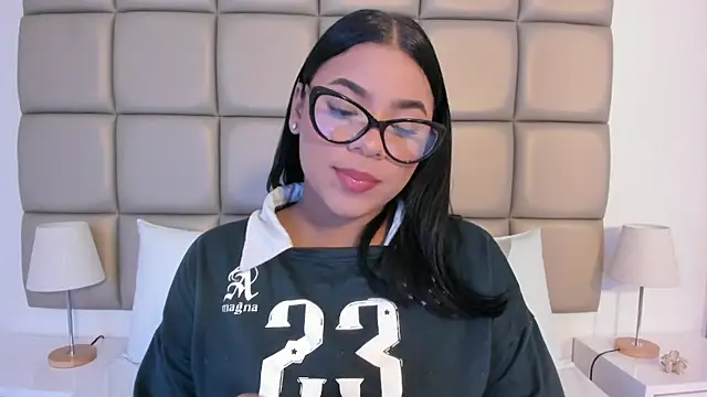lilly williamss online show from 05/14/26, 03:02