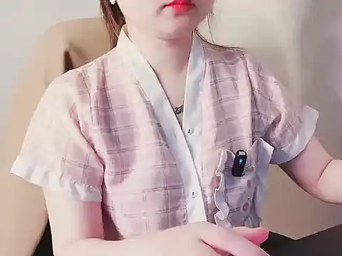 Snapshot of hunhun122 chatting on 03/22/26, 06:22 hunhun122 online show from 03/22/26, 06:22