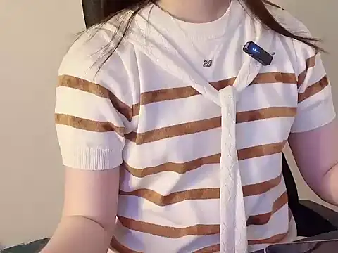 Snapshot of hunhun122 chatting on 04/04/26, 09:12 hunhun122 online show from 04/04/26, 09:12