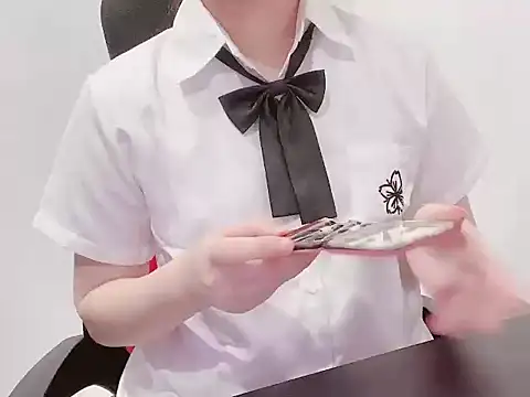 hunhun122 online show from 05/06/26, 05:18