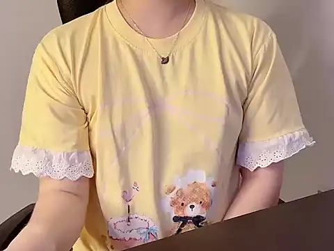 hunhun122 online show from 05/18/26, 06:47