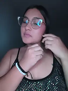 LaylaZurek  online show from 06/26/26, 11:20