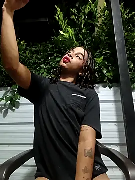 Snapshot of Dirty_Salome2 chatting on 03/21/26, 03:00 Dirty Salome2 online show from 03/21/26, 03:00