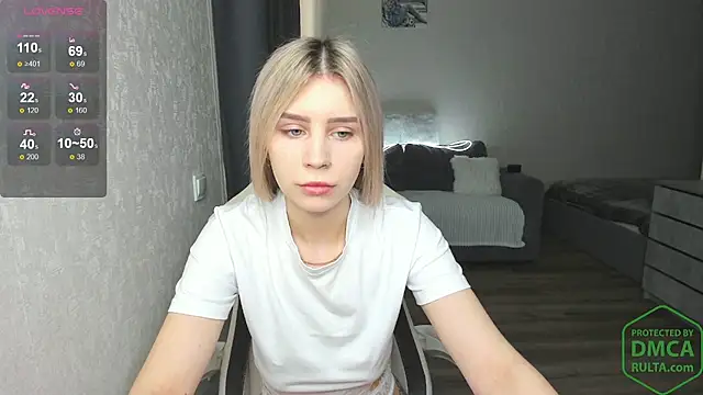 Snapshot of adel_miller chatting on 04/13/26, 04:18 adel miller online show from 04/13/26, 04:18