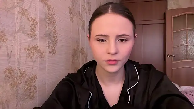 little shy girll online show from 03/20/26, 06:29