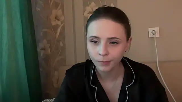 little shy girll online show from 03/24/26, 02:22