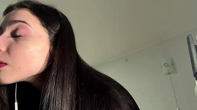 Mikytiki online show from 03/25/26, 03:18