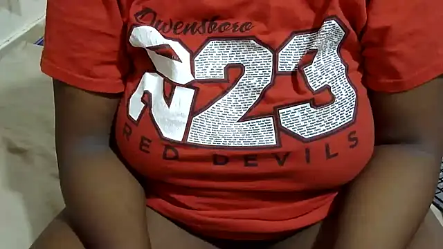 QueenOfBooty online show from 03/11/26, 07:47