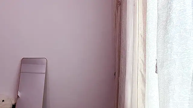 yiyibaby2026 online show from 03/28/26, 02:11