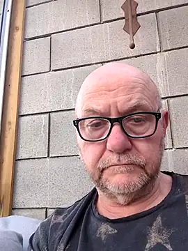 Buggemann online show from 07/12/26, 04:20