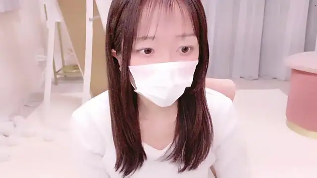 Snapshot of Yuzu_nyan chatting on 04/03/26, 12:14 Yuzu nyan online show from 04/03/26, 12:14