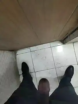 Snapshot of hotshweta chatting on 04/04/26, 08:23 hotshweta online show from 04/04/26, 08:23