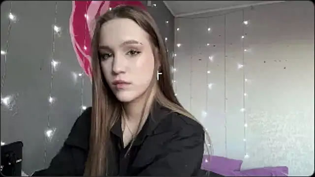 Snapshot of AnnaWasp chatting on 03/15/26, 05:13 AnnaWasp online show from 03/15/26, 05:13