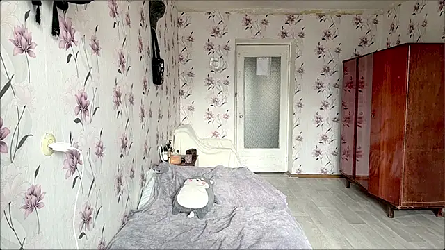 Snapshot of AnnaWasp chatting on 04/16/26, 05:30 AnnaWasp online show from 04/16/26, 05:30